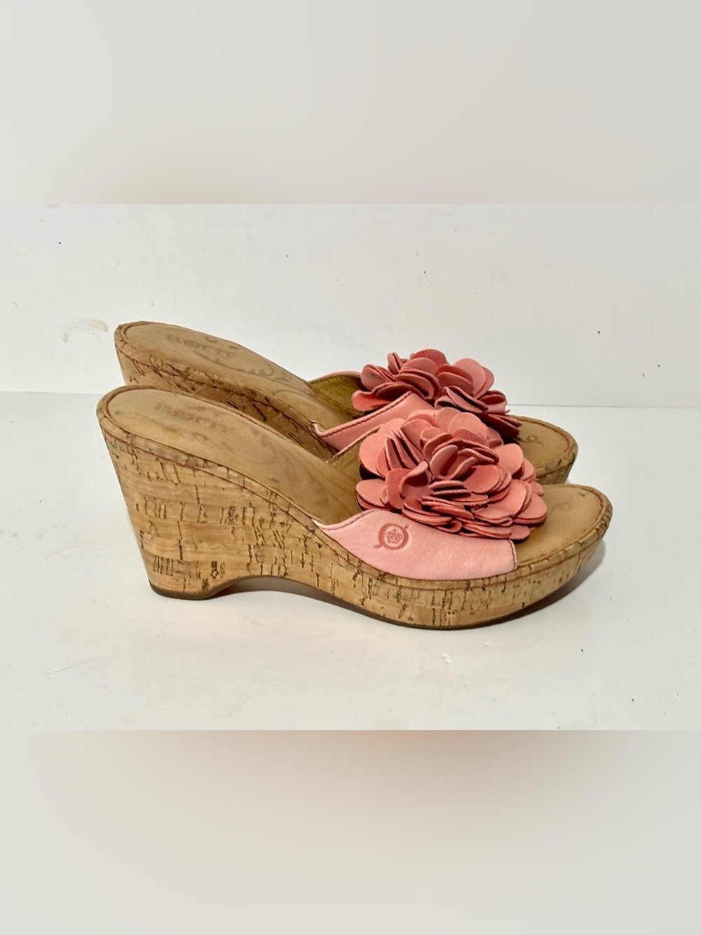 Women's Born Floral Coral Leather Wedge Heeled Slides Sandals Size 7